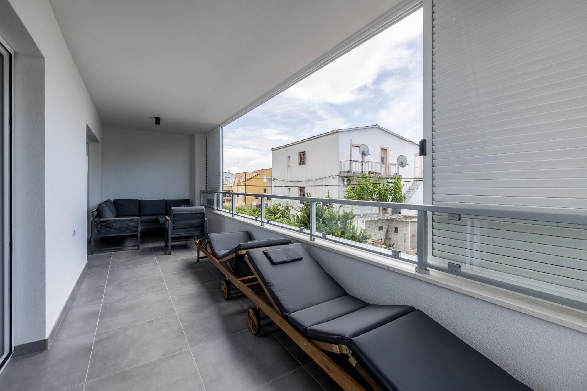 Adriatic Nest, Cozy And Modern Two Bedroom Apartment Каштела Экстерьер фото